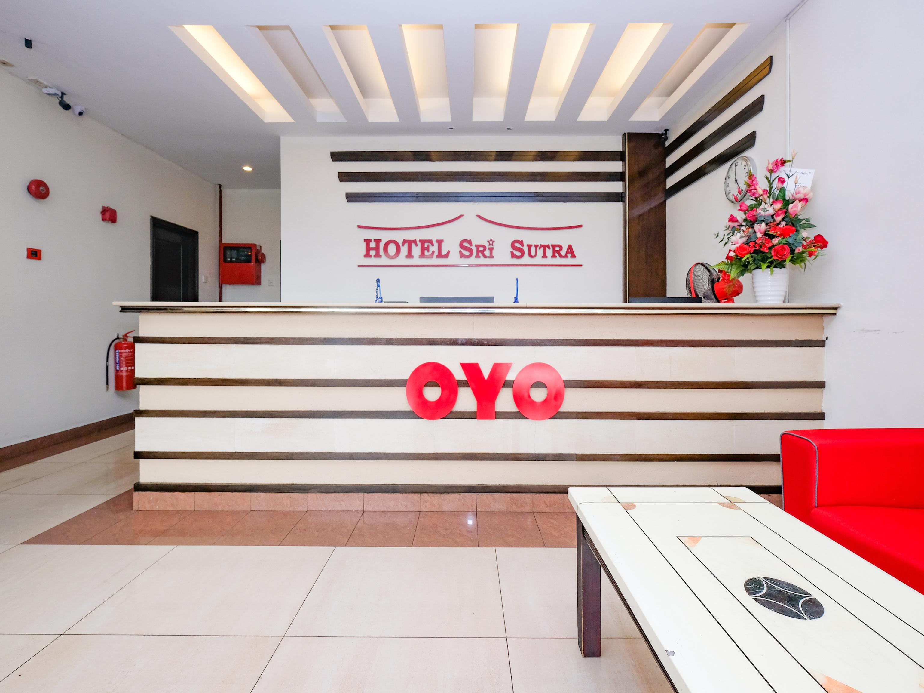 Hotel Sri Sutra - Sungai Buloh Петалинг Джая Екстериор снимка