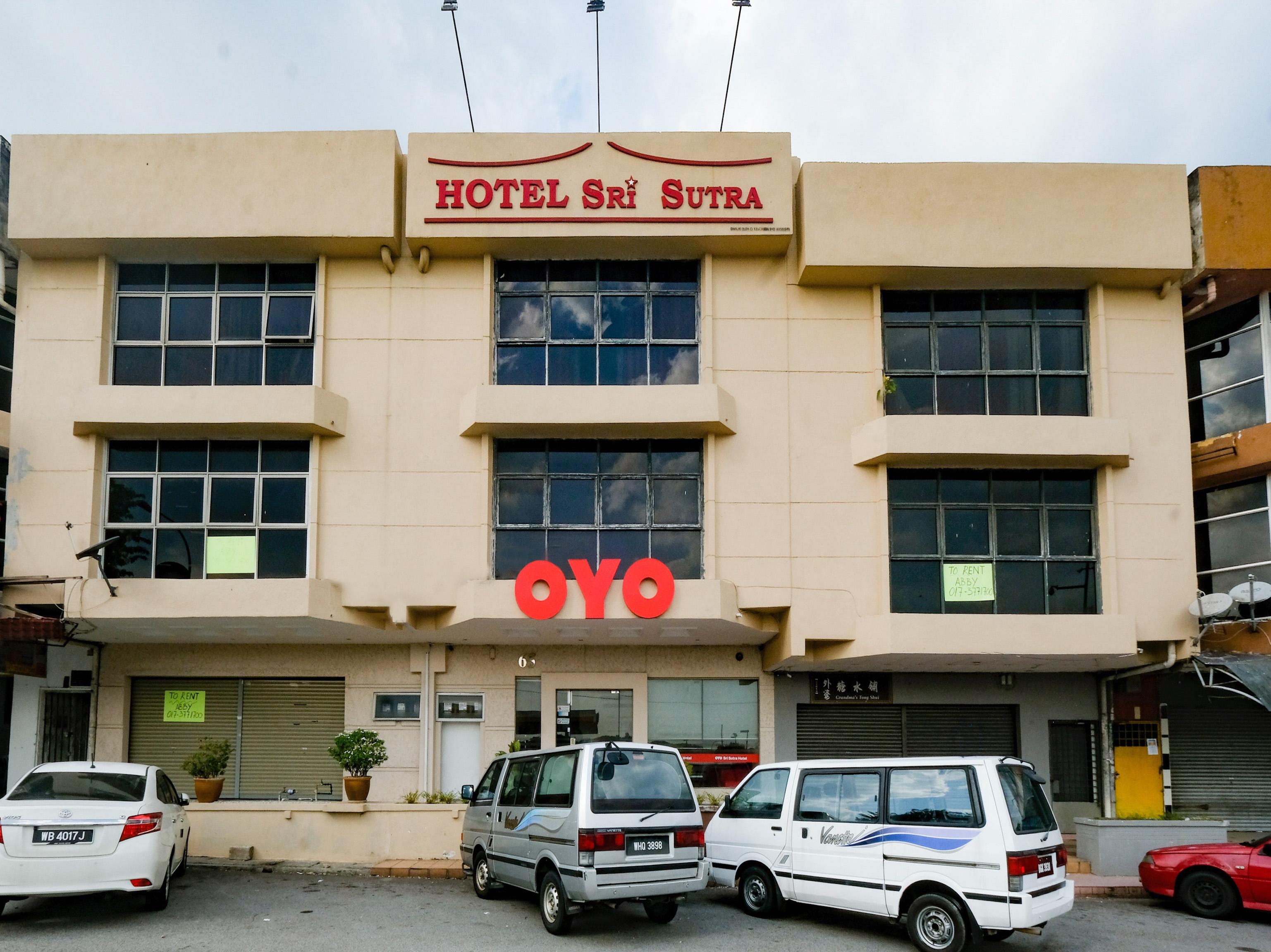 Hotel Sri Sutra - Sungai Buloh Петалинг Джая Екстериор снимка