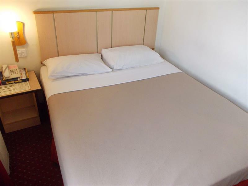 Hotel Sri Sutra - Sungai Buloh Петалинг Джая Екстериор снимка