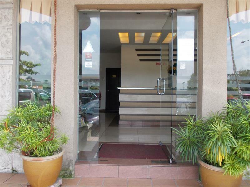 Hotel Sri Sutra - Sungai Buloh Петалинг Джая Екстериор снимка